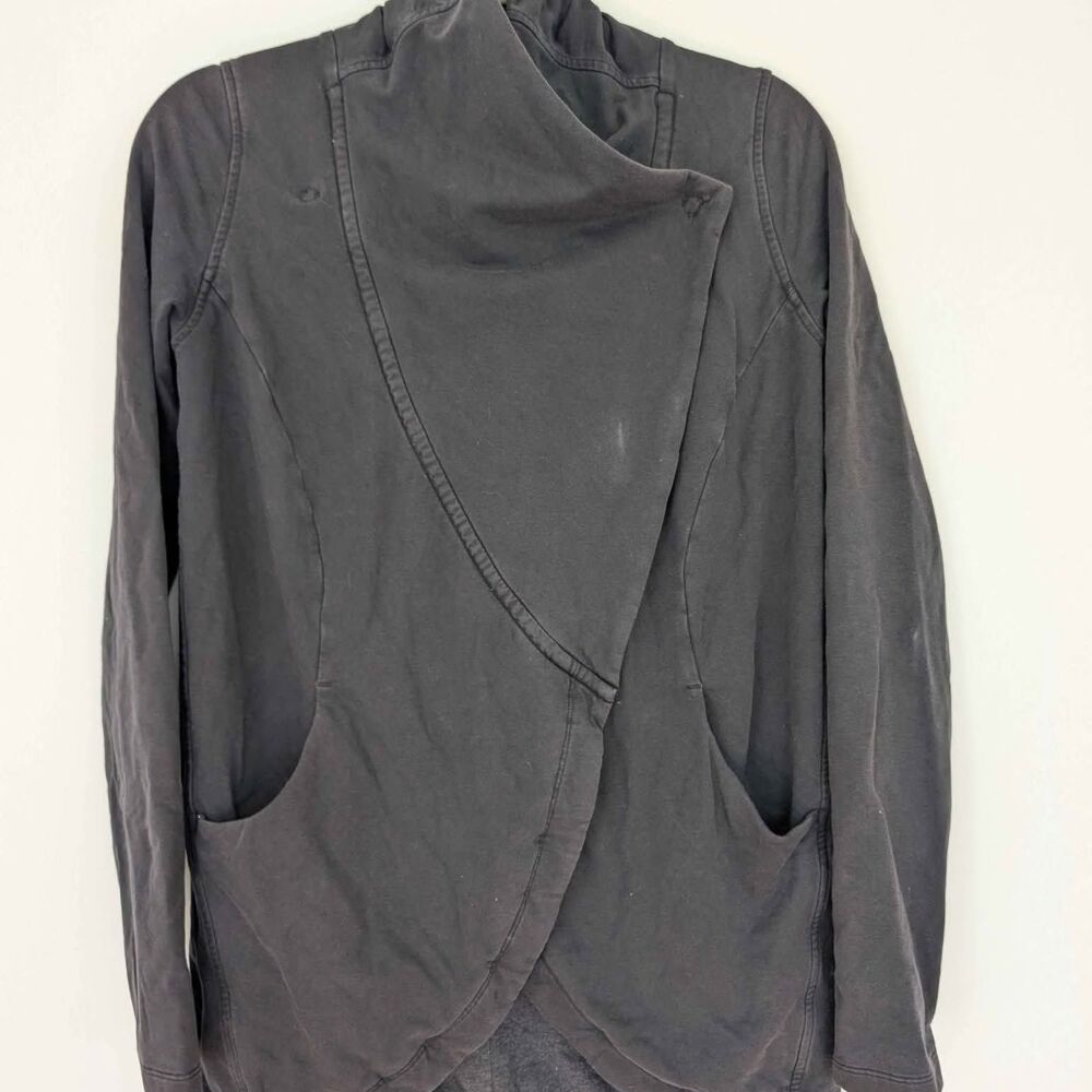 Lululemon That's A Wrap Black Jacket Size 8/10